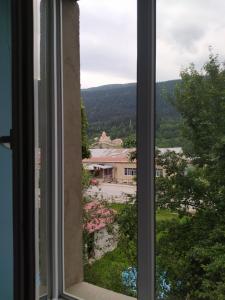 산 경관 또는 게스트하우스에서 바라본 산 전망
