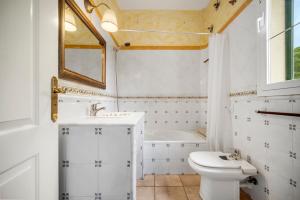 Kúpeľňa v ubytovaní Villa Playa Felostal