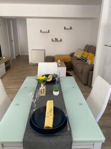 Zona d'estar a La Casita Alere en Playa Carnota con patio y barbacoa