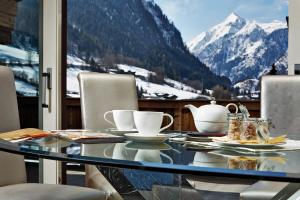 Nespecifikovaný výhled na hory nebo výhled na hory při pohledu z hotelu + 87 fotografií