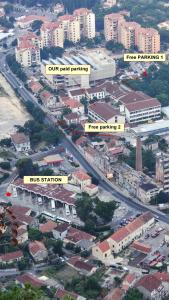 Nespecifikovaný výhled na destinaci Kotor nebo výhled na město při pohledu z penzionu