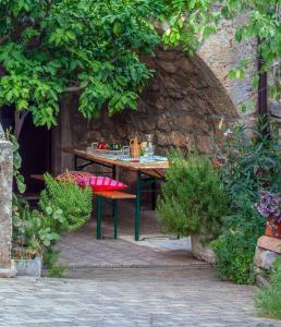 Zahrada ubytování Holiday Home Kuca na Moru