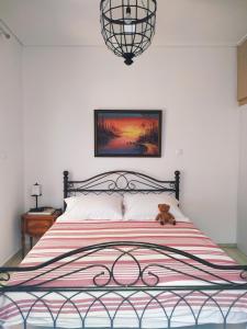 A bed or beds in a room at Emily`s vacation house