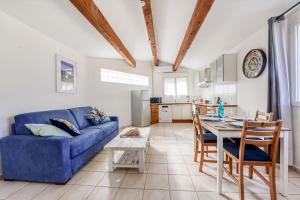 Kuchyň nebo kuchyňský kout v ubytování Le Pescadou by Cocoönr - Terrasse vue mer + 4 fotografie