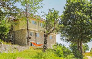 Afbeelding uit fotogalerij van Shkreli Resort Qafeshtame in Krujë