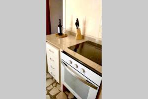 Kuchyňa alebo kuchynka v ubytovaní Agradable casa de campo con piscina en la Barrosa