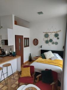 Postel nebo postele na pokoji v ubytování Apartament Łapacz Snów Przemyśl