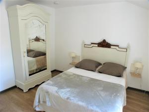 Postel nebo postele na pokoji v ubytování Maison de charme et confort