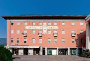 Hoone, kus hotell asub