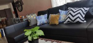 Predel za sedenje v nastanitvi REBAK PLACE- A Bright & charming getaway
