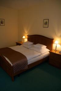 Postel nebo postele na pokoji v ubytování Platán Hotel + 37 fotografií