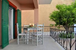 A balcony or terrace at Seaside Villa Alexandra,Acharavi.