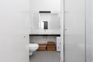Kúpeľňa v ubytovaní Apartments Warsaw Gagarina by Noclegi Renters