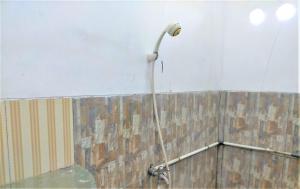תמונה מהגלריה של Kendang Kempul Hostel בDadapan