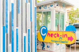 Gallery image of Paragon Hometel in Surat Thani