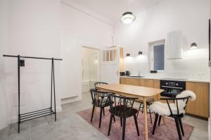 Fotografia z galérie ubytovania BpR Scandi Home - designer apt at Király street with AC v Budapešti