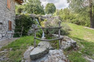 A garden outside Casa al mulino