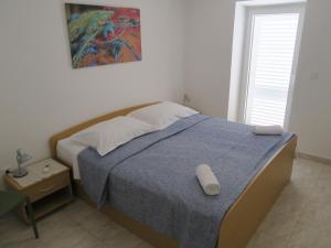 Gallery image of Old Fisherman's House w 3BD, balcony and terrace by the Sea in Oskorušno