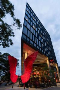 O edifício em que o hotel se localiza