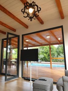 TV a/nebo společenská místnost v ubytování Luxury mobile villa Melody