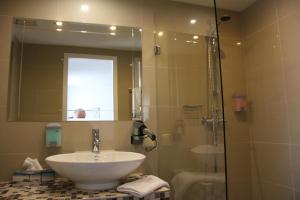 Koupelna v ubytování Hotel zur Pfalz