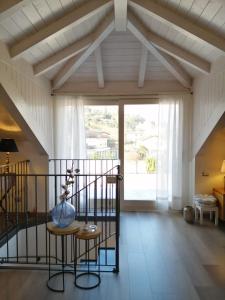 A bed or beds in a room at Bellagio Holiday Home