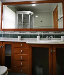 Ein Badezimmer in der Unterkunft Apartamento Camariñas