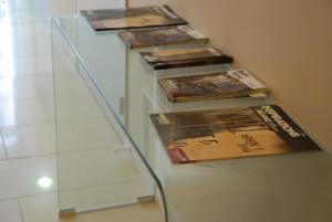Perpustakaan di hotel