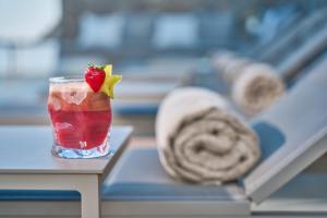Pijača v nastanitvi Topos Exclusive Santorini