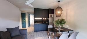 A kitchen or kitchenette at Tierra Boutique, Tierra Suites y Tierra Valles Apartamentos