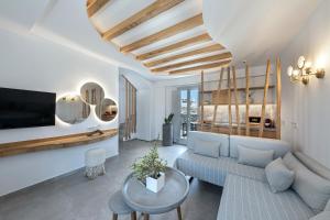 Gallery image of Alafropetra Luxury Suites in Akrotiri
