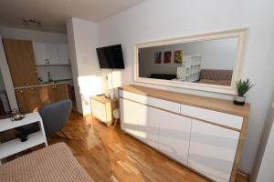 Cucina o angolo cottura di Sky Way Studio Apartment