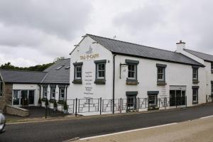 The Tal-Y-Cafn Hotel