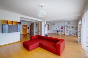 Kuchyň nebo kuchyňský kout v ubytování Seafront Apartment in Sliema with Pool, Upmarket Complex