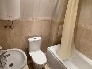 A bathroom at Byala-apartment-valmira