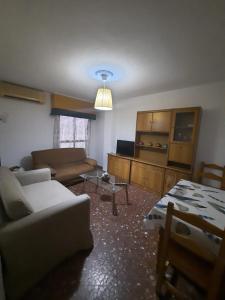 Kuchyňa alebo kuchynka v ubytovaní Apartamento Acogedor en Los Patios De San Basilio