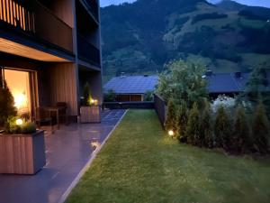 Widok na góry z tego aparthotelu