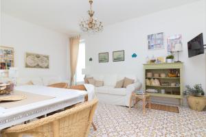 TV/trung tâm giải trí tại Villa Carlotta - Relax a due passi dal mare