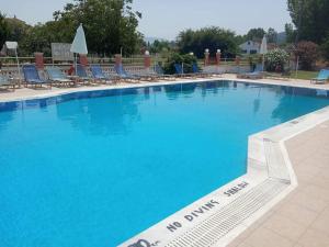 Gallery image of EKTOR APARTMENTS @SWIMMING POOL in Sidari