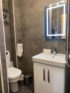 A bathroom at Soay@Knock View Apartments, Sleat, Isle of Skye