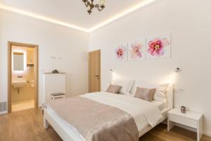 Postel nebo postele na pokoji v ubytování Luxury rooms in the center of Split - Maniva