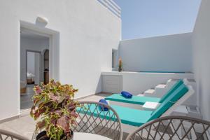 A balcony or terrace at Petra Aqua Villa