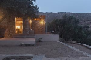 The building in which the holiday home is located