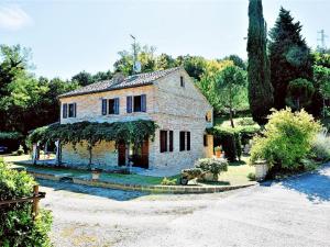 Gallery image of Elegant Villa in Montecosaro Italy with Jacuzzi in Montecosaro