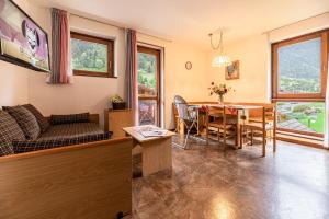 Foto dalla galleria di Residence Bonetti a Rabbi