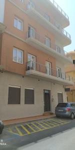 Budynek, w którym mieści się apartament