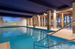 Sundlaugin á Sunstar Hotel Lenzerheide eða í nágrenninu