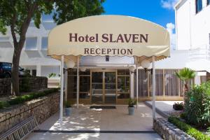 Vstupní hala nebo recepce v ubytování Hotel Slaven
