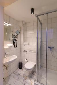 Koupelna v ubytování Nikii City Hotel