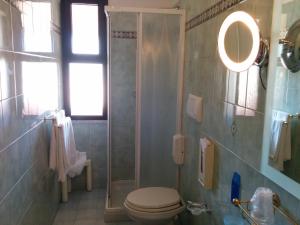 Koupelna v ubytování Hotel Blu Marlin